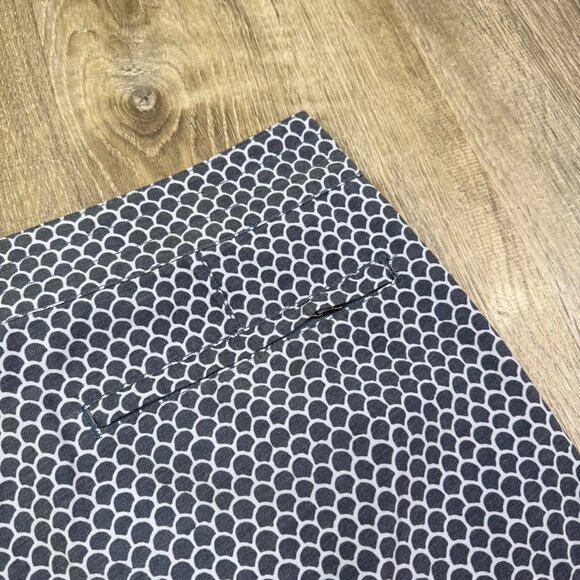 Faherty Mens Gray & White Slim Fit  Fishscale Batik Print Boardshort Size 36 - Picture 8 of 11